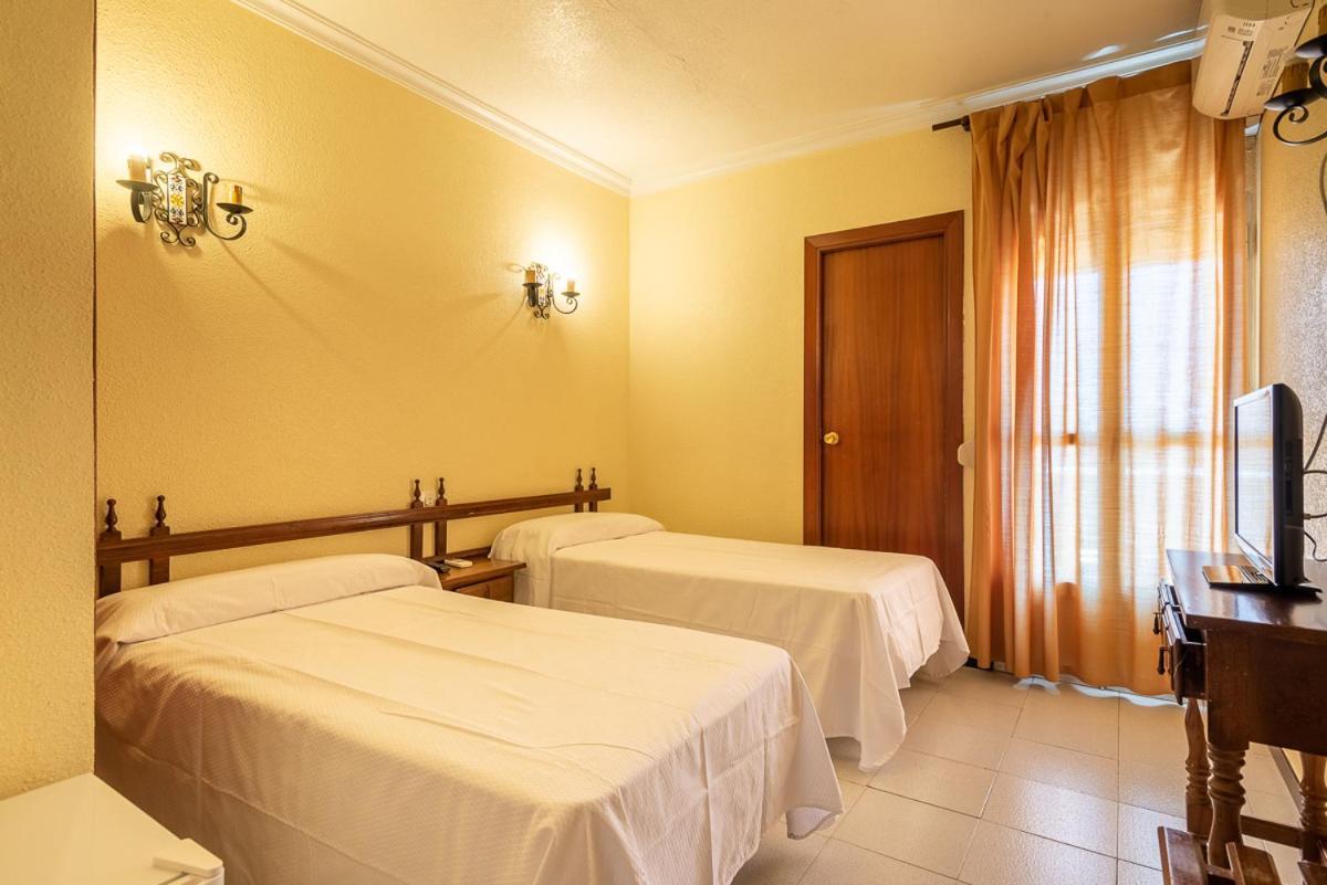 Hostal Hilaria Mazagón Exteriör bild